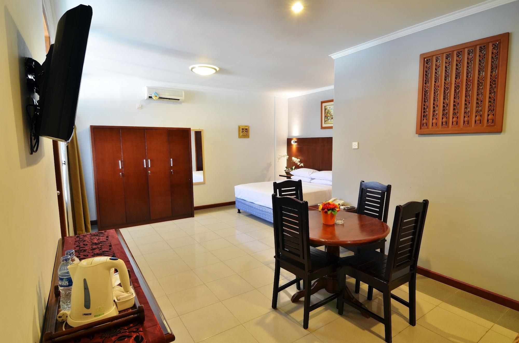Rosani Hotel Kuta Lombok Exterior foto