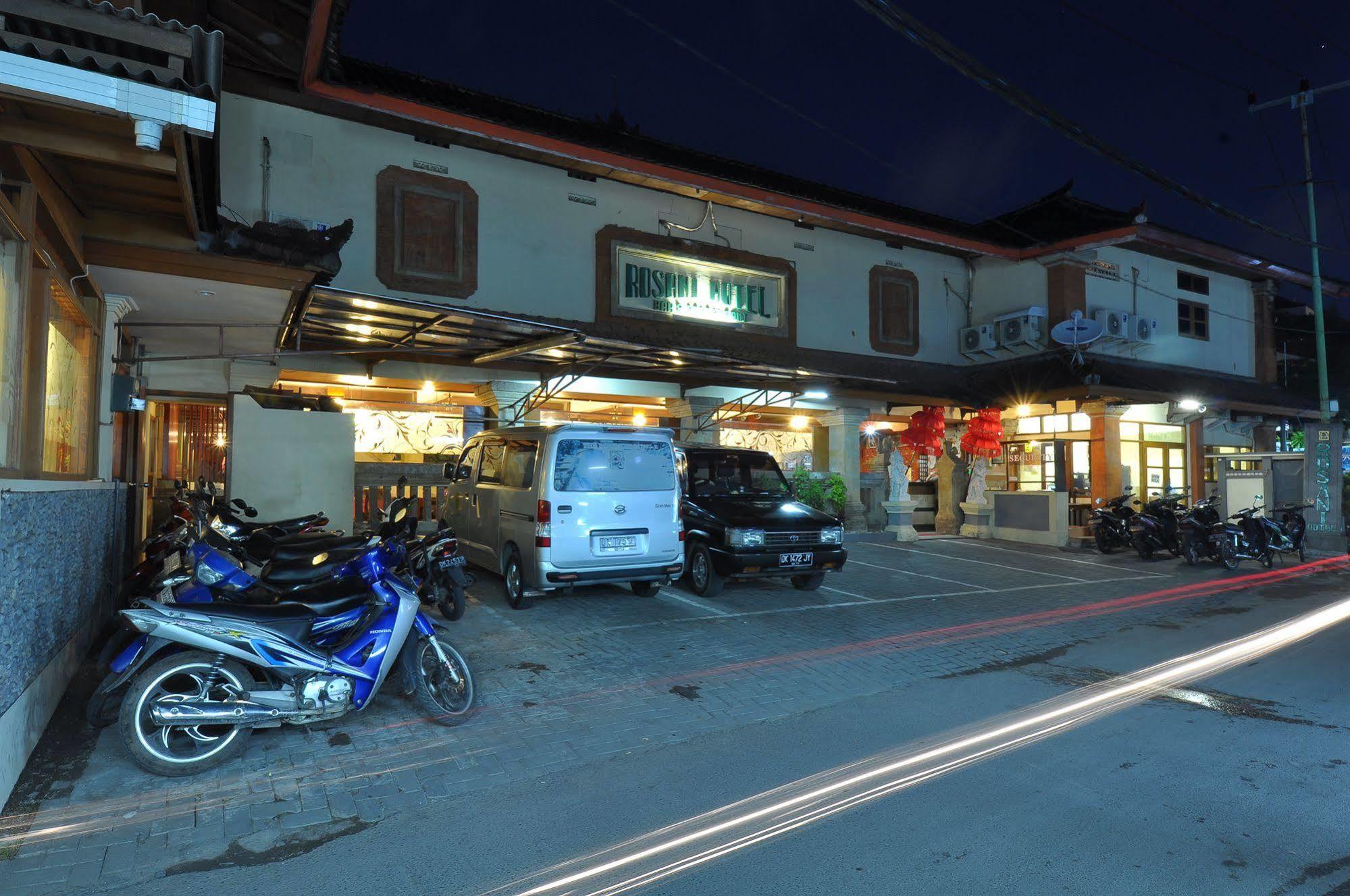 Rosani Hotel Kuta Lombok Exterior foto